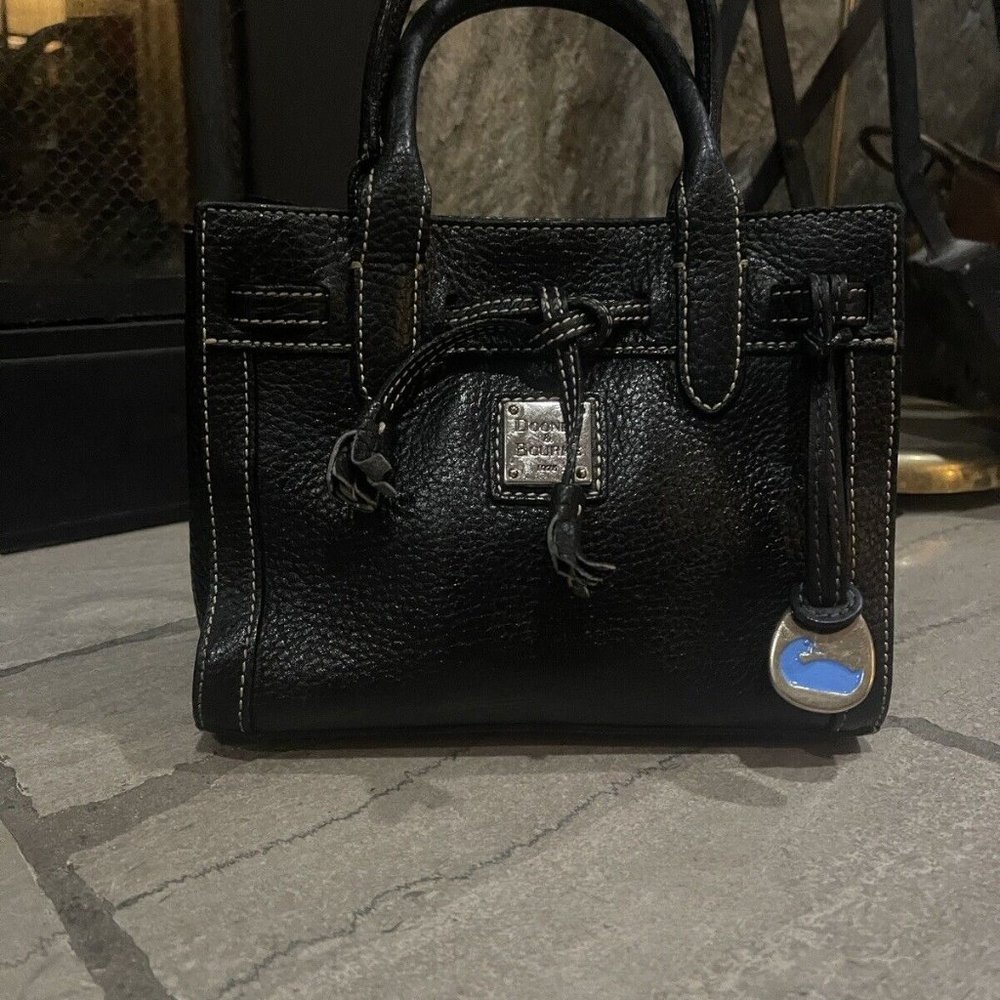 Vintage Dooney & Bourke Black Pebble Grain Leather Handbag Small